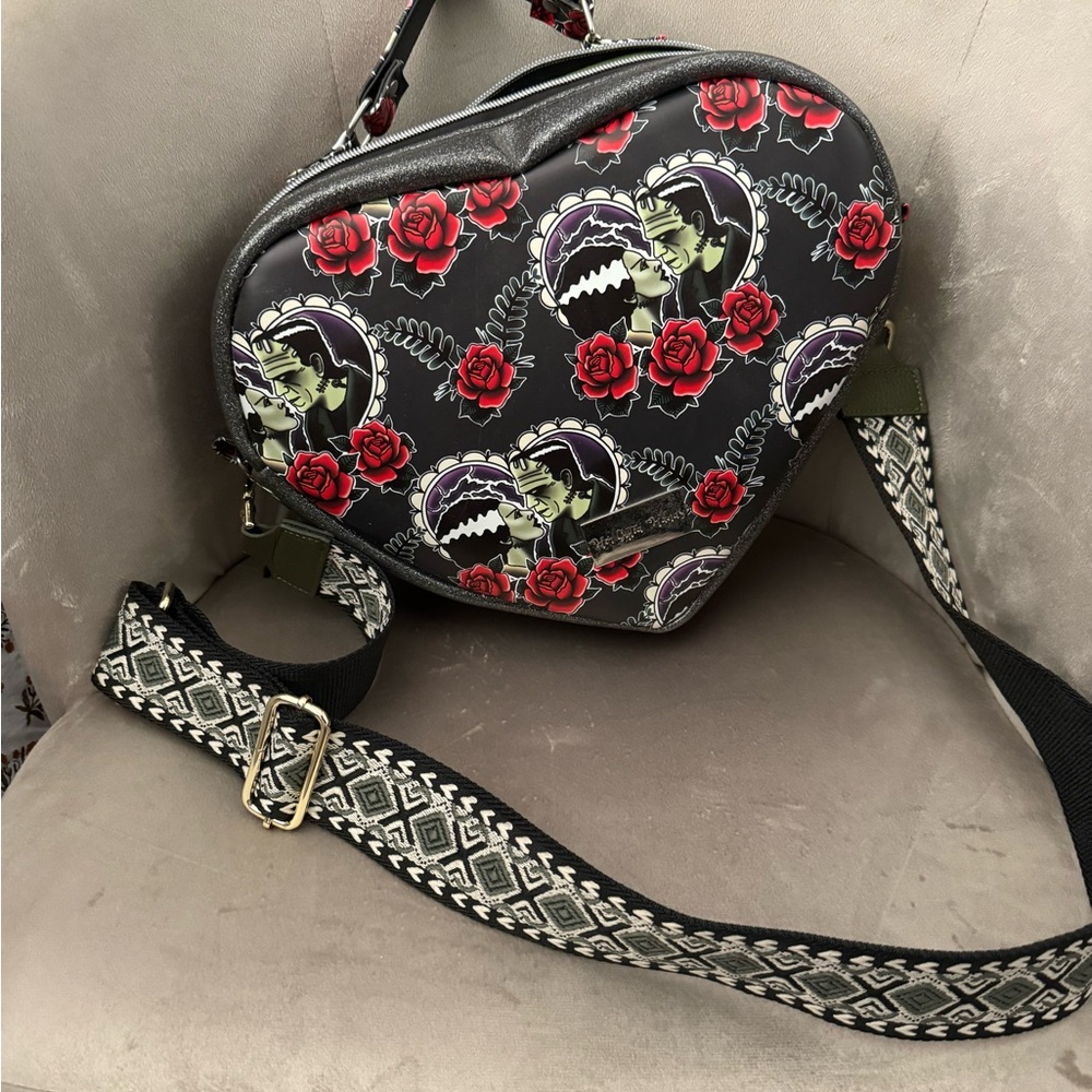 Heart-Shaped Black and Red Women's Bag